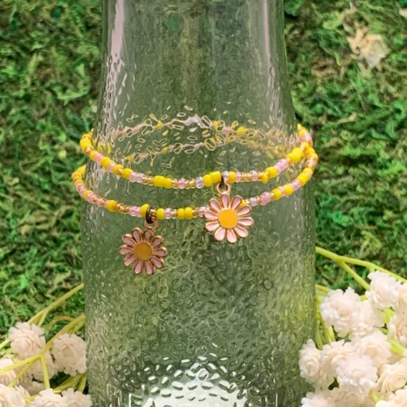 Pink Sunrise Seed Bead Bracelet - Picture 2 of 3